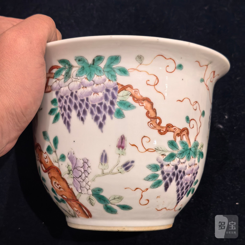 清晚期 粉彩花鸟葡萄纹花盆 - 图11